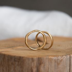 【Cayof(カヨフ)の口コミ】 Pinterestで結婚指輪の写真を探していたところ、いくつかいいなと思う写真…