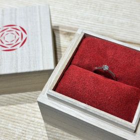 【出雲結(いずもゆい)の口コミ】 コンセプトが指輪のデザインに落とし込まれており、なおかつ好みのデザイ…