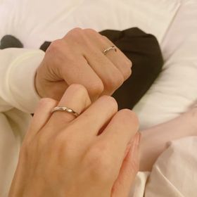 【ヴァン クリーフ＆アーペル(Van Cleef & Arpels)の口コミ】 指輪の決め手としては
まずブランドは他の人と被らないように重視しました…