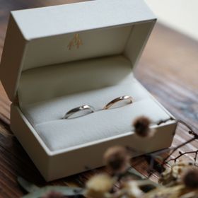 【THREE TREES(スリーツリーズ)の口コミ】 二人でリングを手作りできるところに惹かれました。既製品より、二人だけ…