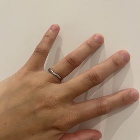 【俄(にわか)の口コミ】 細くてシンプルなデザインが欲しくて探していたところ、俄を見つけました…