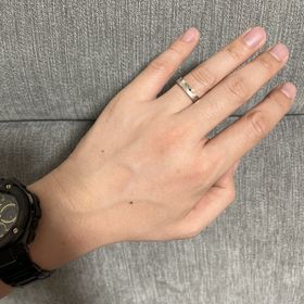 【REGALO(レガロ)】の口コミ 普段腕時計以外のアクセサリーを全く身につけないですが、マット加工にする...