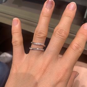 【アイプリモ(I-PRIMO)の口コミ】 婚約指輪のセットリングとその他の指輪で2本比較しました。
セットリング…