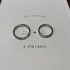 【アイプリモ(I-PRIMO)の口コミ】 最終的に2つの指輪で悩みました。しかし、この指輪は珍しい模様にダイヤが…
