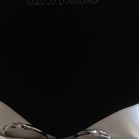 【エクセルコダイヤモンド(EXELCO DIAMOND)の口コミ】 デザインがとても可愛くて、他店では見たことない感じだったので、即決し…