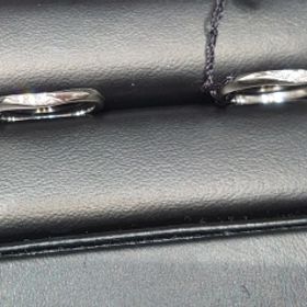 【ラザール ダイヤモンド(LAZARE DIAMOND)の口コミ】 ダイヤモンドの輝きが素晴らしく、とても素敵なデザインです。プラチナで…