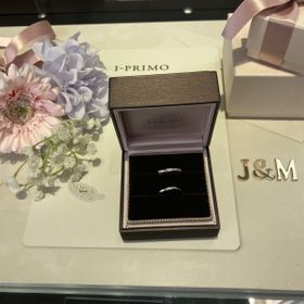 【アイプリモ(I-PRIMO)の口コミ】 奥さんと一緒に行って、色々検討して選びました
見た時にこの指輪がいいな…