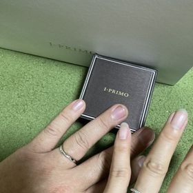 【アイプリモ(I-PRIMO)の口コミ】 Vラインの結婚指輪を探していました。
Vラインでミル打ちのものが良かった…