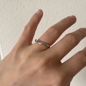 【Angerosa(アンジェローザ)】の口コミ 知り合いのお店で購入しました。プラチナの指輪がよかったのですが、数種類...