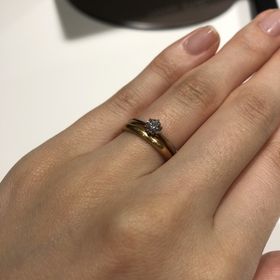 【ラザール ダイヤモンド(LAZARE DIAMOND)の口コミ】 サイズの兼ね合いもあり、一粒ダイヤのシンプルなものが最終的な候補にな…