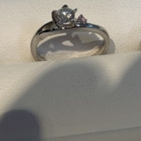 【弥生貴金属】の口コミ カジュアルなものからかわいいものまで、とてもたくさんのラインナップがあ...