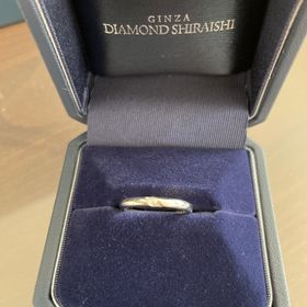 【銀座ダイヤモンドシライシの口コミ】 たくさんの種類があって大変迷いました。店員さんが、私の好みなど親身に…