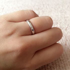 【TASAKI(タサキ)の口コミ】 シルバーでウェーブなしを希望していたので、こちらになりました。
同じよ…