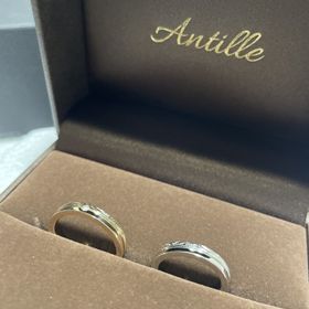 【Antille(アンティール)の口コミ】 ハワイアンの彫りとラインを入れたいと考えておりました。
デザインで悩ん…