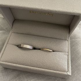 【mina.jewelry(ミナジュエリー)の口コミ】 デザインが豊富で、他には無い唯一無二の指輪が作れるところ。アフターサ…
