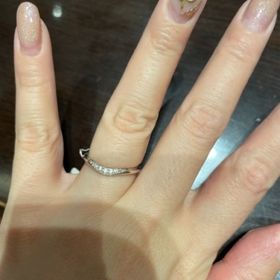 【ケイウノ ブライダル(K.UNO BRIDAL)の口コミ】 可愛らしいデザインで、細かいところにディズニーを感じとることができま…