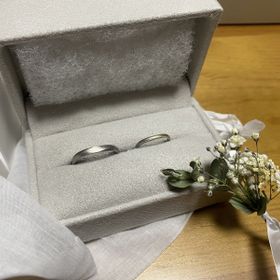 【mina.jewelry(ミナジュエリー)の口コミ】 結婚指輪を探していたときに、Instagramで見つけました。
既製品にはない…
