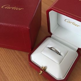 【カルティエ(Cartier)の口コミ】 毎日気兼ねなく家事が出来るシンプルなものを探していましたが、シンプル…