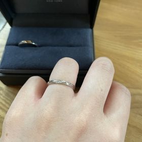 【ラザール ダイヤモンド(LAZARE DIAMOND)の口コミ】 デザイン
・シンプルなものから複雑な形まで、デザインがとっても豊富でし…