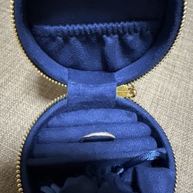 【銀座ダイヤモンドシライシの口コミ】 デザイン、価格、とにかく付け心地が良かった。デザインはダイヤが入って…