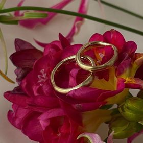 【atelier ST, CAT(アトリエ エスティーキャット)の口コミ】 まずはデザインが好みで豊富だったこと。
自分たちでオーダーできるので周…