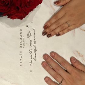 【ラザール ダイヤモンド(LAZARE DIAMOND)の口コミ】 何店舗か比較した際ラザールダイヤモンドのダイヤモンドが1番キラキラして…