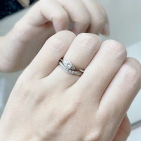 【ROCCA(ロッカ)の口コミ】 婚約指輪もロッカで貰いました！指輪やアクセサリーなど普段つけないので…