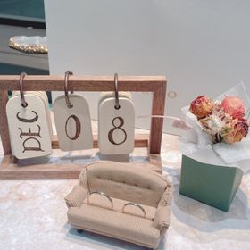 【アイプリモ(I-PRIMO)の口コミ】 細めのシンプルなデザイン、内側のピンクゴールドがピンク過ぎなくて、歳…