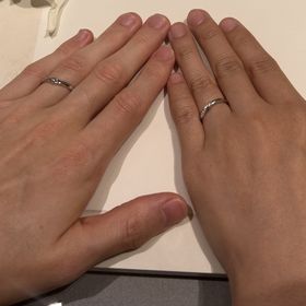 【アイプリモ(I-PRIMO)の口コミ】 プラチナとゴールドが合わさったデザインで、他にないデザインなところに…