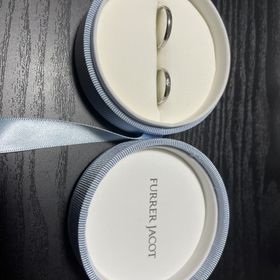 【【閉業】フラー・ジャコー(FURRER-JACOT)の口コミ】 シンプルなデザインを選び、色々なものを試着したところ付け心地が良く、…