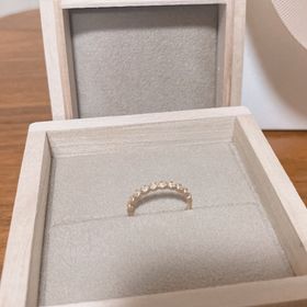 【YUKA HOJO(ユカホウジョウ)の口コミ】 指輪のデザインについて、日頃からアクセサリーをつけるため、婚約指輪も…