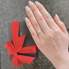 【ラザール ダイヤモンド(LAZARE DIAMOND)の口コミ】 世界一美しいとされるダイヤモンドを最大限に活かされたデザインであった…