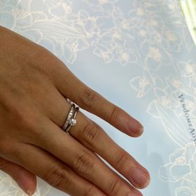 【ヴァンドーム青山(VENDOME AOYAMA)の口コミ】 上から見た時のダイヤモンドが丸くお花の様に見えるデザインが可愛いです…