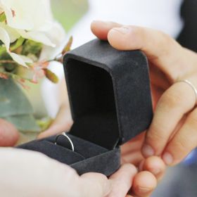 【ヴァンドーム青山(VENDOME AOYAMA)の口コミ】 高価なものというよりは、デザイン重視でお手頃な価格帯で予定していまし…