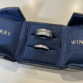 【ハリー・ウィンストン(Harry Winston)の口コミ】 指輪の素材はプラチナが良いと決めていました。デザインはシンプルなもの…