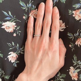 【MEISTER(マイスター)】の口コミ デザインはシンプルですが、ヘアライン加工と鏡面加工の質感の違いが珍しく...