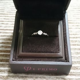 【アイプリモ(I-PRIMO)の口コミ】 デザインとカラット数の割に値段がそこまで高くなかったのがよかったです…