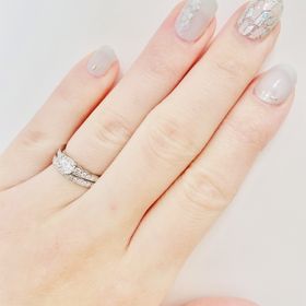 【俄(にわか)の口コミ】 以前からおしゃれで上質な指輪がたくさんあるなと気になっていました。
実…