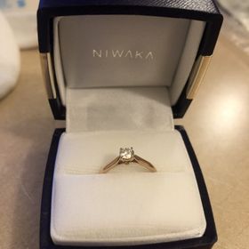 【俄(にわか)の口コミ】 様々なブランドで指輪がありますが、俄には指輪ひとつひとつにコンセプト…