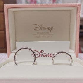 【ケイウノ ブライダル(K.UNO BRIDAL)の口コミ】 何種類か実際に触ったり、指にはめさせてもらいましたが、それぞれがつけ…