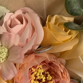 【ヴァンドーム青山(VENDOME AOYAMA)の口コミ】 控えめで上品な結婚指輪を探していました。
私が最終的に選んだハーフエタ…