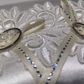 【PILOT BRIDAL(パイロットブライダル)の口コミ】 最初は特にこだわりなどなく、とにかく安く済めば良いかなと思っていまし…