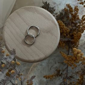 【atelier ST, CAT(アトリエ エスティーキャット)の口コミ】 指輪のデザインや色が豊富に選べたのが大きな決め手です。また材質もマッ…