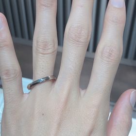 【俄(にわか)の口コミ】 ぐるっと一周に渡って、菱形の平面が入っています。菱形の辺は曲線を描き…