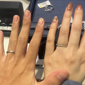 【銀座ダイヤモンドシライシの口コミ】 デザインが豊富にあって、好みの指輪が見つかりやすいと思いました。エタ…