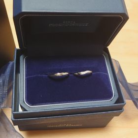 【銀座ダイヤモンドシライシの口コミ】 指輪に込められたリングイメージとデザインが
素敵だとお互いに感じたとこ…