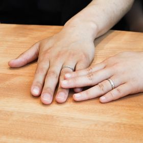 【出雲結(いずもゆい)の口コミ】 まず他の人が持ってなさそうなデザインやブランドがよく、かつシンプルか…