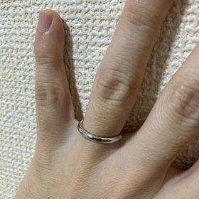 【ラザール ダイヤモンド(LAZARE DIAMOND)の口コミ】 シンプルで価格がお手頃かつ、セットで素敵なリングを探していました。複…