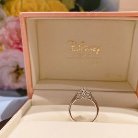 【ケイウノ ブライダル(K.UNO BRIDAL)の口コミ】 彼女が好きなラプンツェルのデザインという事が大きな決め手です。デザイ…