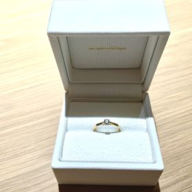 【Galopine & Galopin(ガロピーネガロパン)の口コミ】 購入した結婚指輪の色に合わせて担当の方が似合うものを紹介して下さいま…
